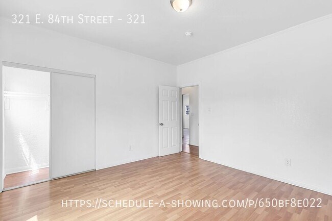 Building Photo - 321 E 84th St