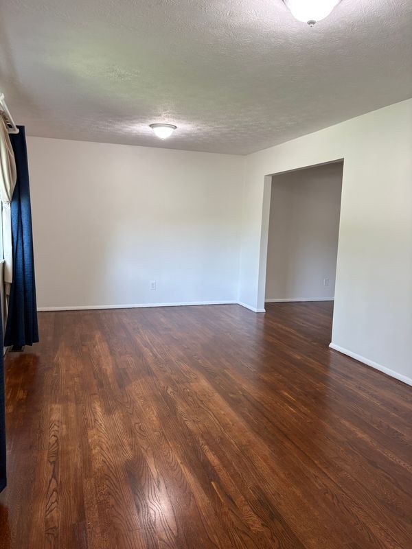 Building Photo - 1352 Meredith Dr