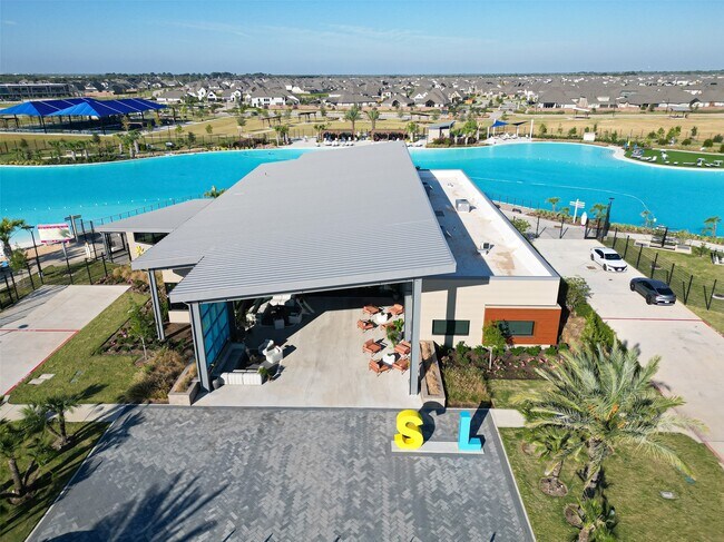 Building Photo - 6411 Laguna Terra Dr