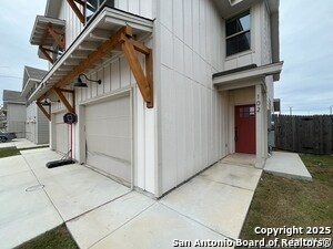 Building Photo - 13862 Enzo Gate