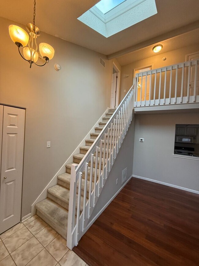 Building Photo - Condo for Rent by Capital Property Management