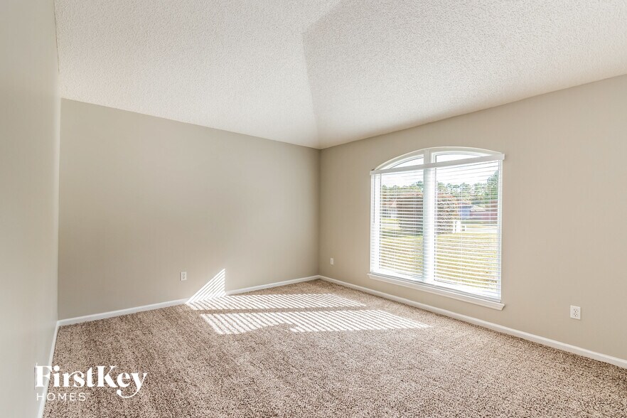Building Photo - 5541 Broadgate Ct