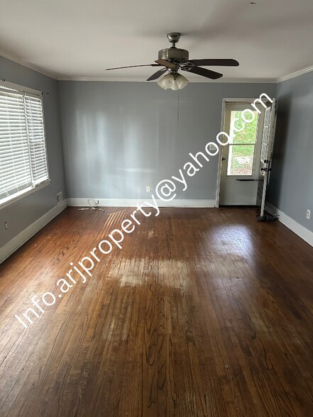 Building Photo - 105 Brasington Terrace