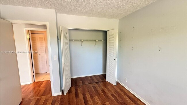 Building Photo - 5987 Forest Hill Blvd