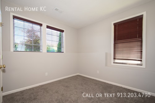 Building Photo - 23815 W 126th Terrace