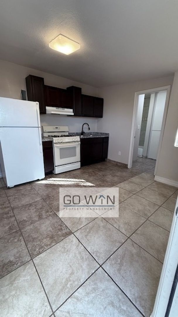 Building Photo - 3546 W Roosevelt St