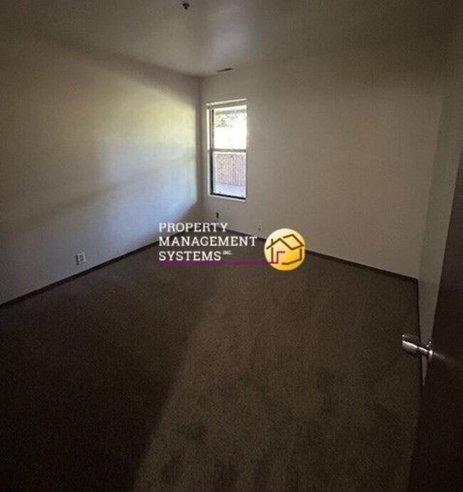 Building Photo - 69352200#5J