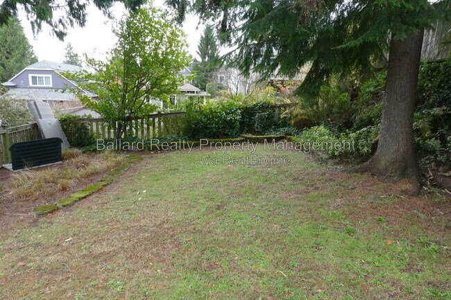 Building Photo - 509 N 70th St