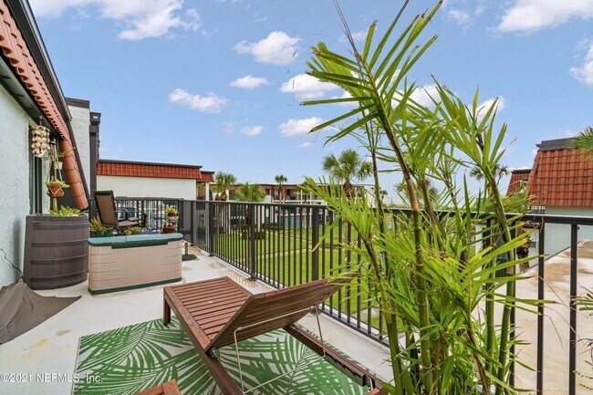 Building Photo - 2329 Costa Verde Blvd