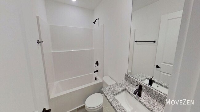 Building Photo - 277 Vanderbilt Rd