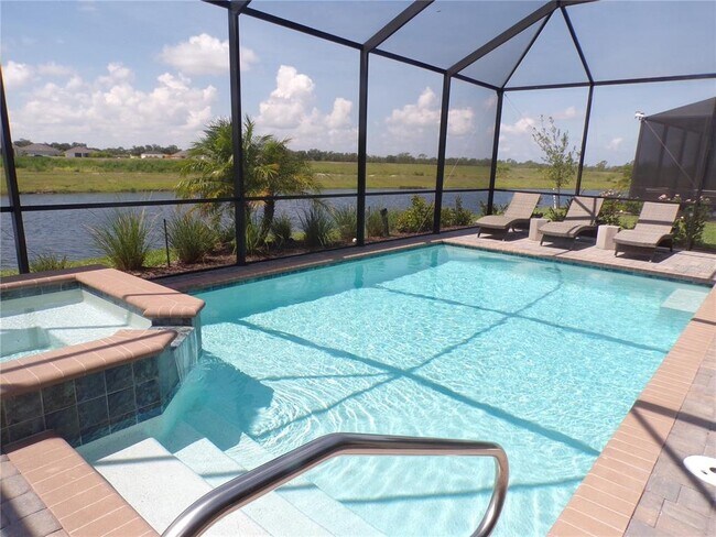 Building Photo - 15255 River Birch Ct