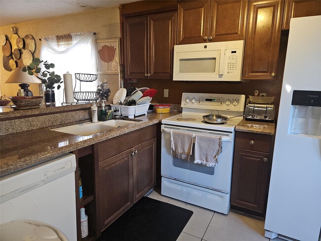 Building Photo - 189 Plumage Ln