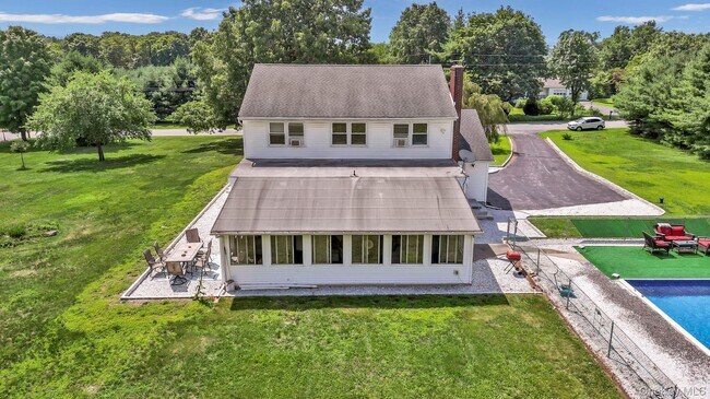 Building Photo - 6 Kuchler Dr