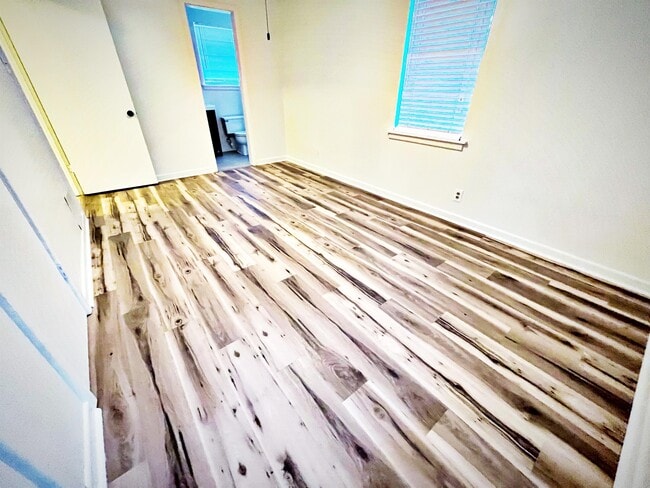 Building Photo - 2823 Amy Ln