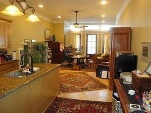 Building Photo - 2423 Market St