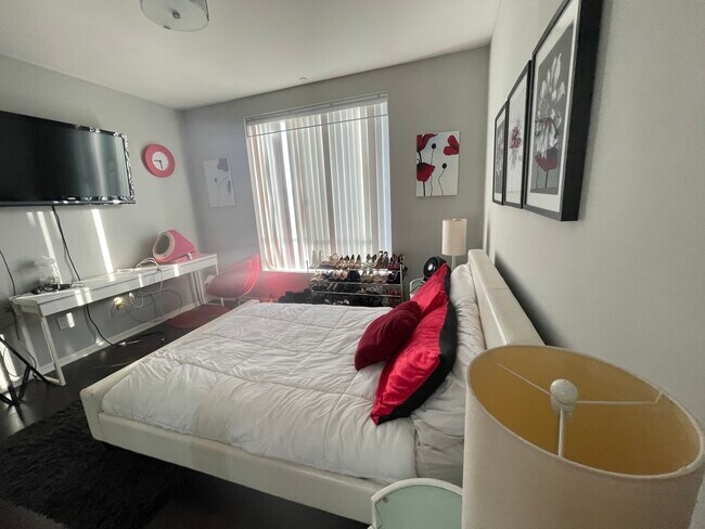 HD television in your room - 637 S Fairfax Ave