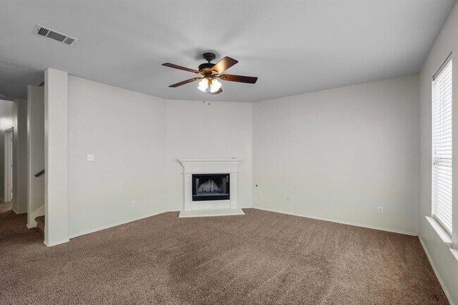 Building Photo - 124 Amberwood Ct