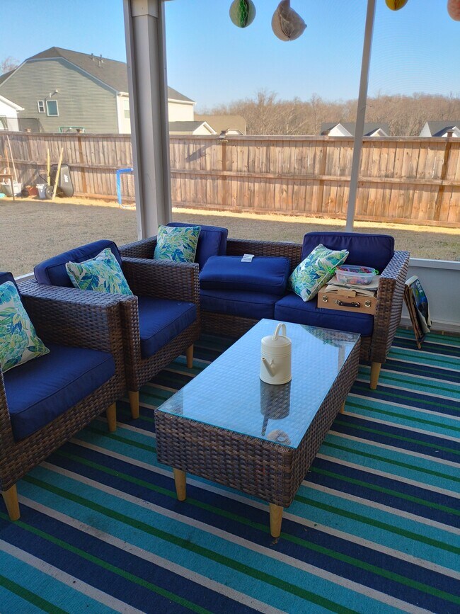 Building Photo - 437 Marietta Ln