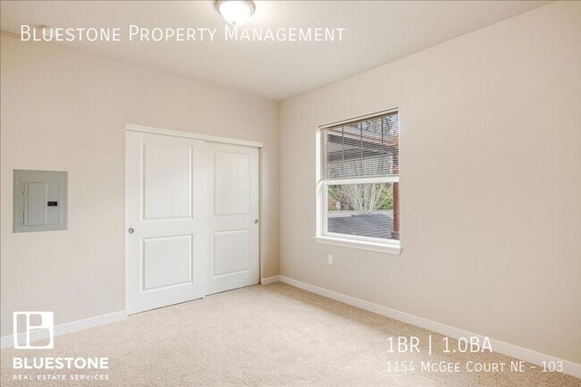 Building Photo - 1154 Mcgee Ct NE