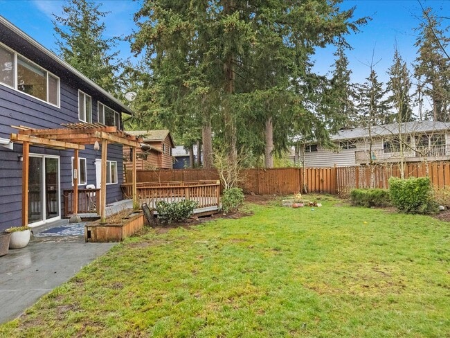 Building Photo - 24201 Firdale Ave