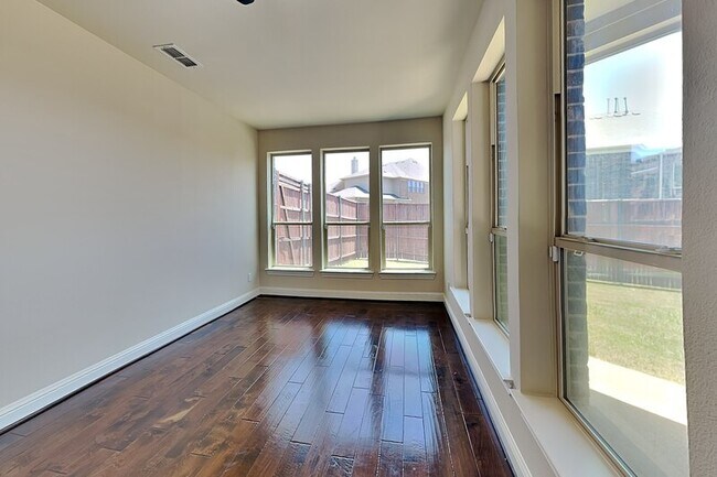 Building Photo - 3006 Knightsbridge Ln