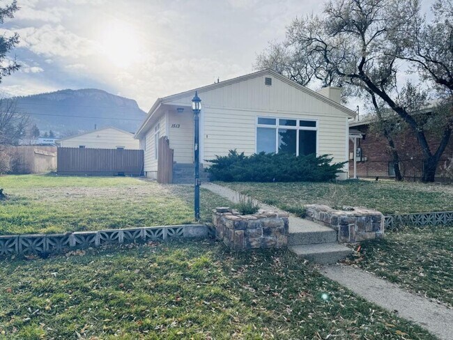 Building Photo - 1513 Wilder Ave