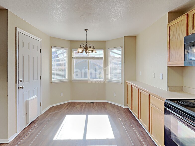 Building Photo - 3478 Watada Dr