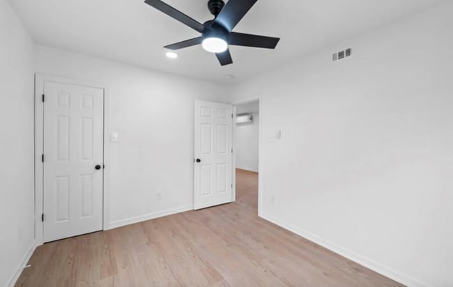 Building Photo - 2314 Lucinda St