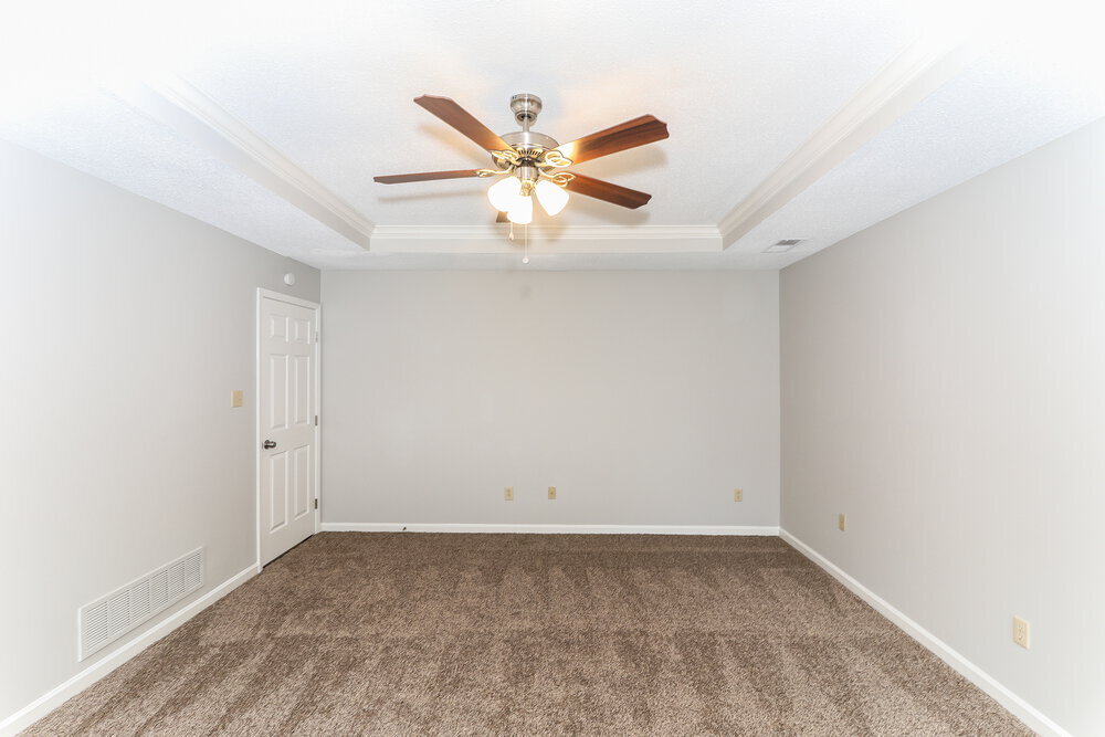 Building Photo - 7143 Emily Ln