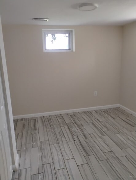 Building Photo - 4222 Elderon Ave