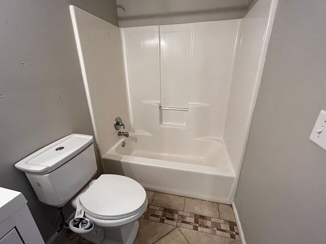 Building Photo - 10055 Lauren Hall Ct