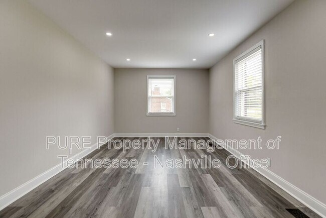 Building Photo - 254 Collier Ave