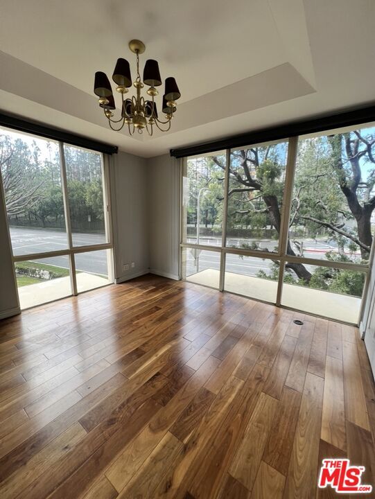 Building Photo - 2160 Century Pk E