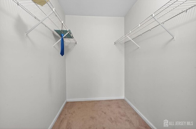 Building Photo - 726 Waterford Dr