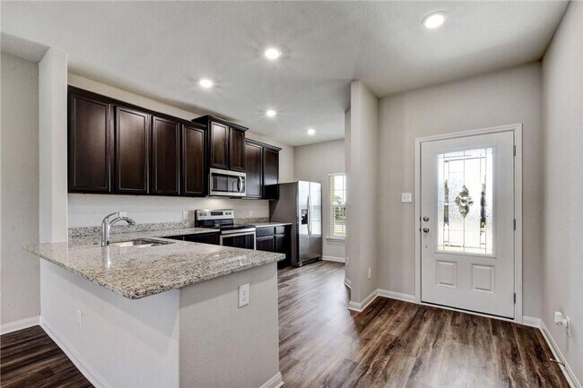 Building Photo - 109 Mount Vernon Way
