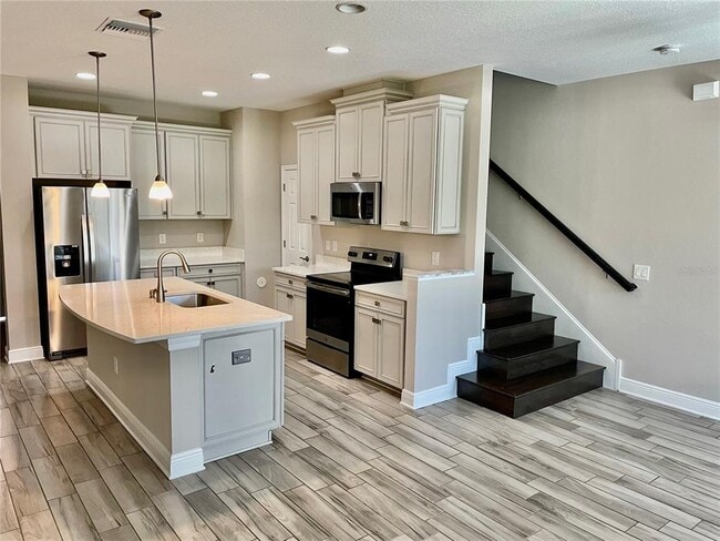 Building Photo - 30255 Southwell Ln