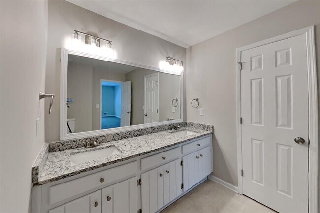 Building Photo - 2458 Zachary Woods Dr NW