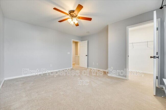 Building Photo - 618 Bayou Cir