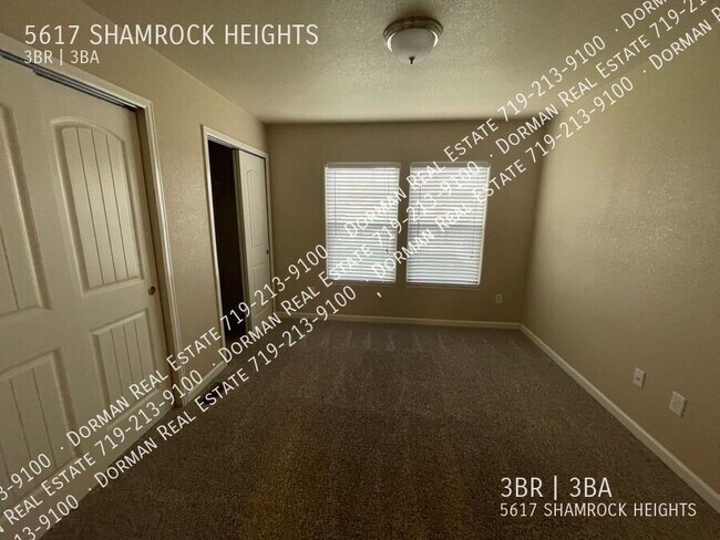 Building Photo - 5617 Shamrock Heights