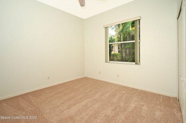 Building Photo - 1521 Wilmington Dr