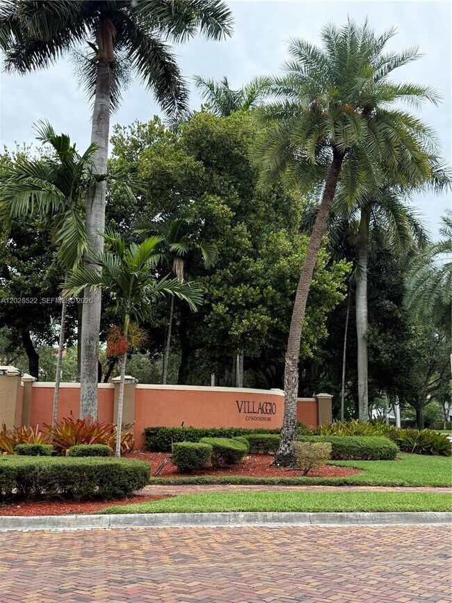 Building Photo - 4704 SW 160th Ave