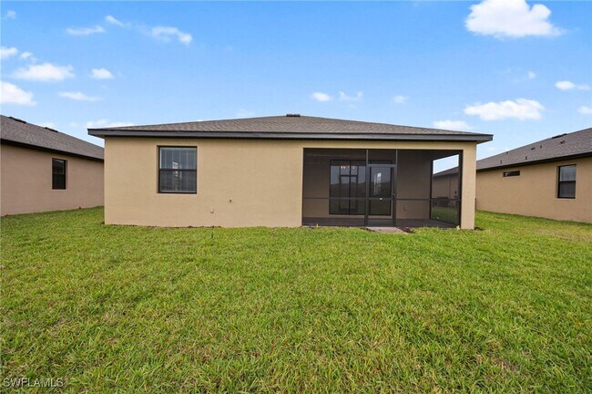 Building Photo - 15019 Palamos Cir