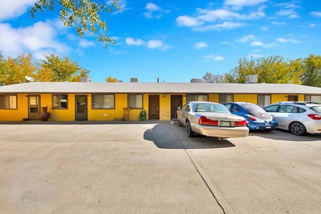 Building Photo - Cozy 1-Bedroom Apartment on a Quiet Clifto...