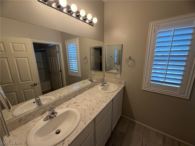 Building Photo - 9163 Laughing Owl Ave