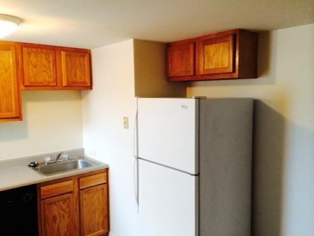 Building Photo - 4 Martin St