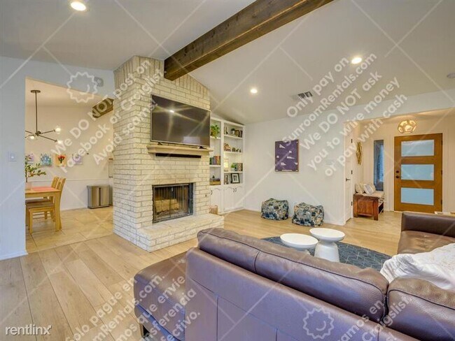 Building Photo - 4908 Dry Oak Trail