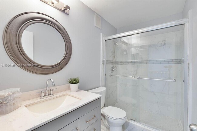 Building Photo - 9925 NW 57th Manor