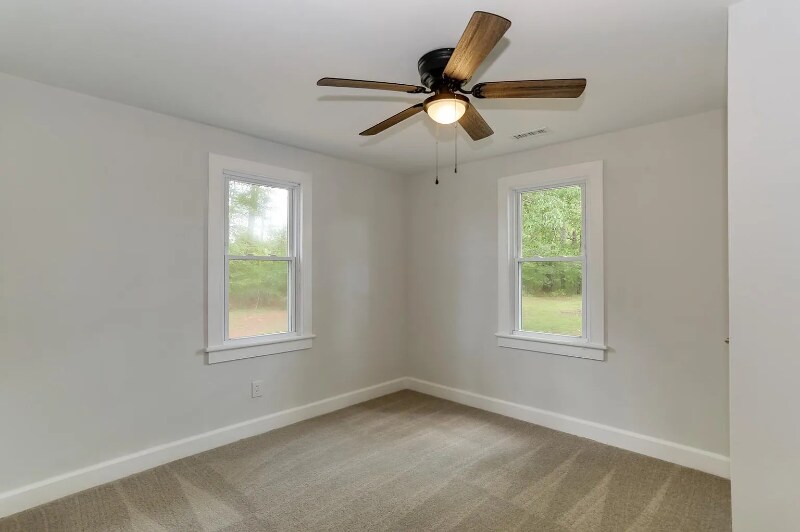 Building Photo - 11100 Mill Swamp Rd