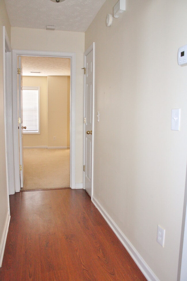 Building Photo - Gorgeous Phenix City Home Off Of HWY 165!
