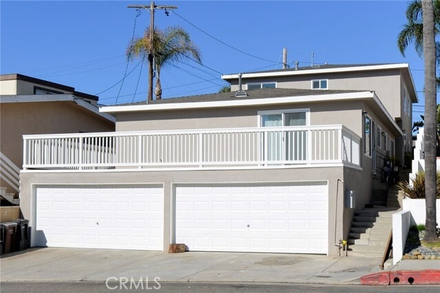 Building Photo - 262 Avenida Victoria